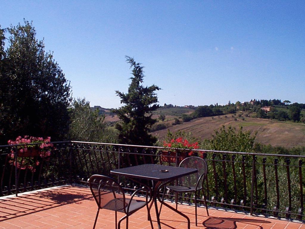 Agriturismo Malafrasca Siena Exterior foto